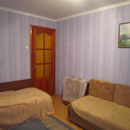 Apartment On Sovetskoy Konstitutsii 15ブレスト エクステリア 写真